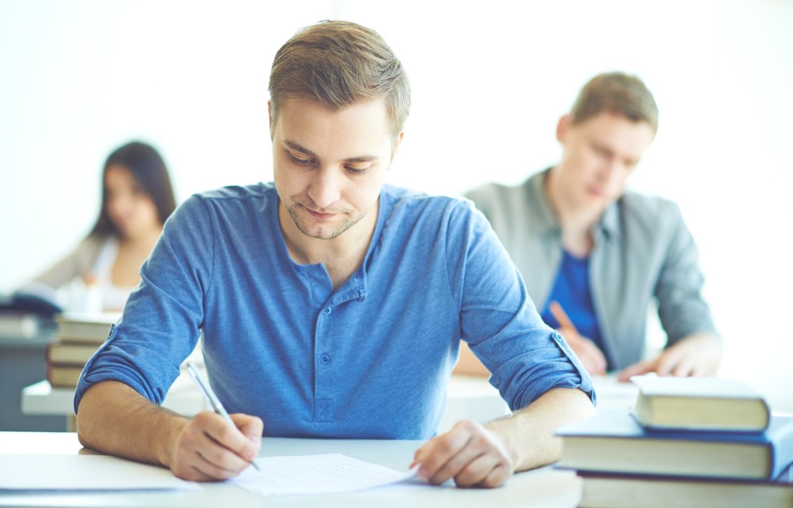 Advanced trading education session showing technical analysis