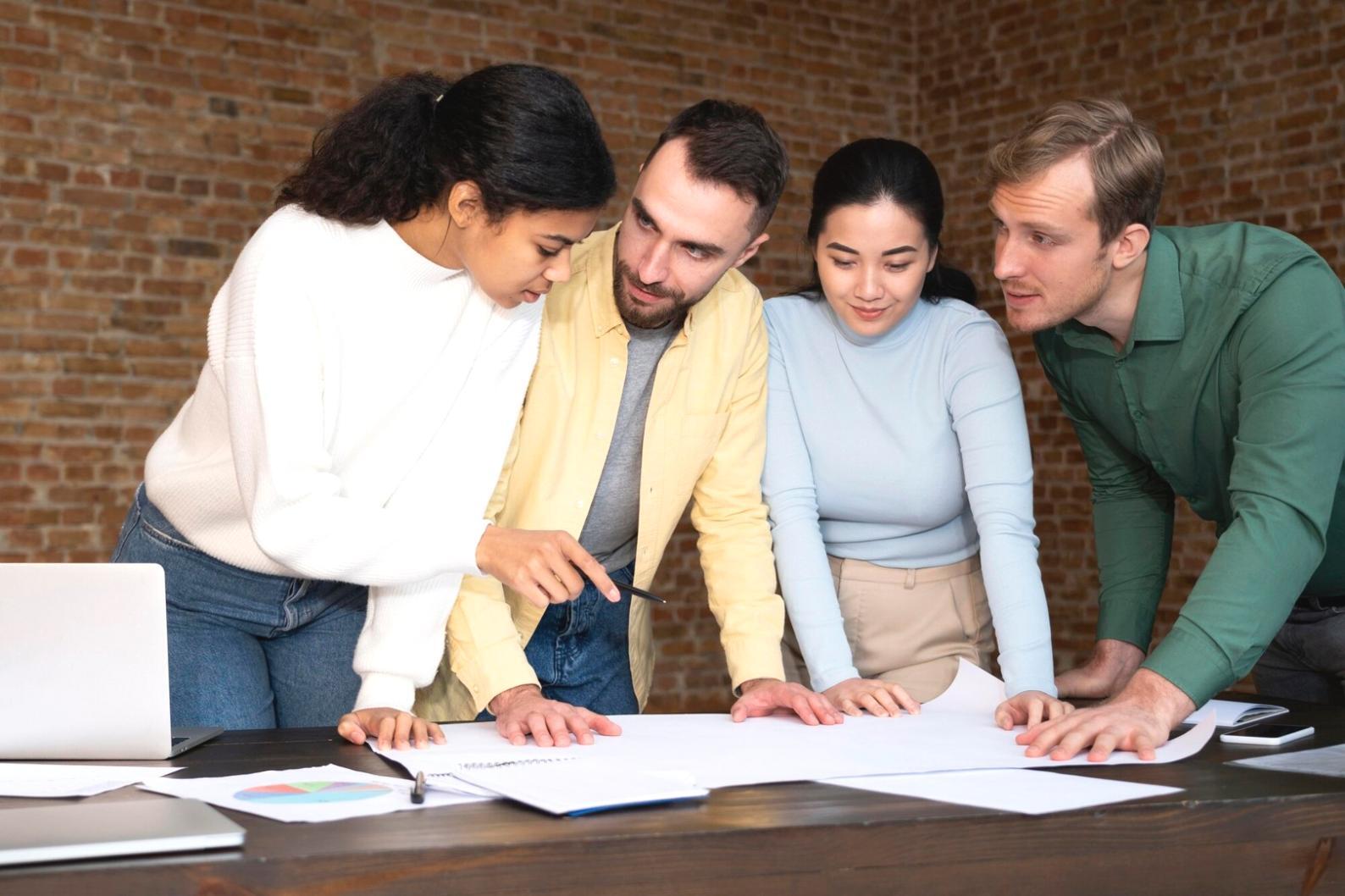 Professional trading education environment with modern technology and market analysis tools